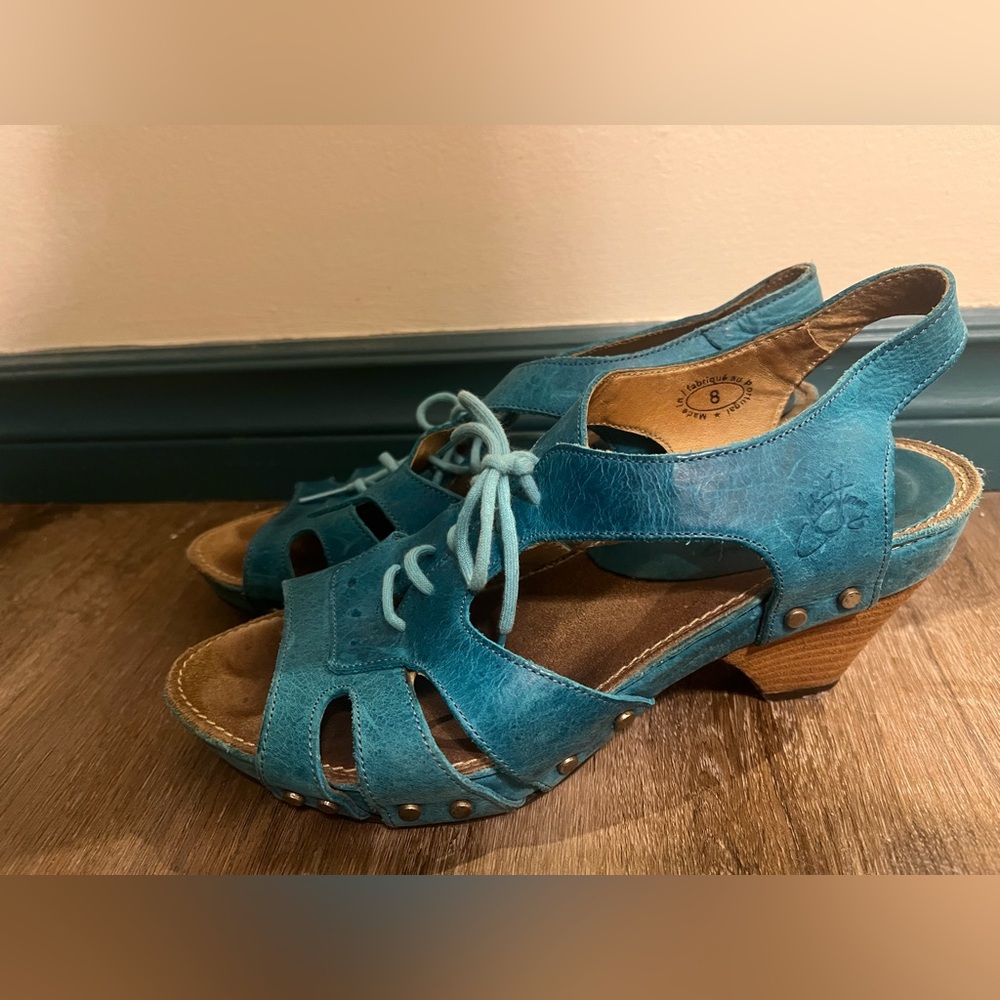 Joni Rules Low size 8